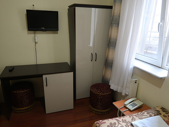IMG_3973-meddusa-room