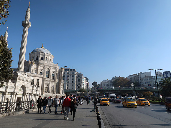 IMG_4290-pertevniyal-valide-sultan-mosque