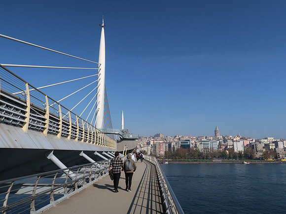 IMG_4314-halic-station-bridge