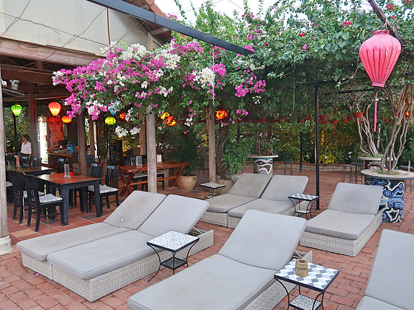 IMG_1777-farmstay-loungers