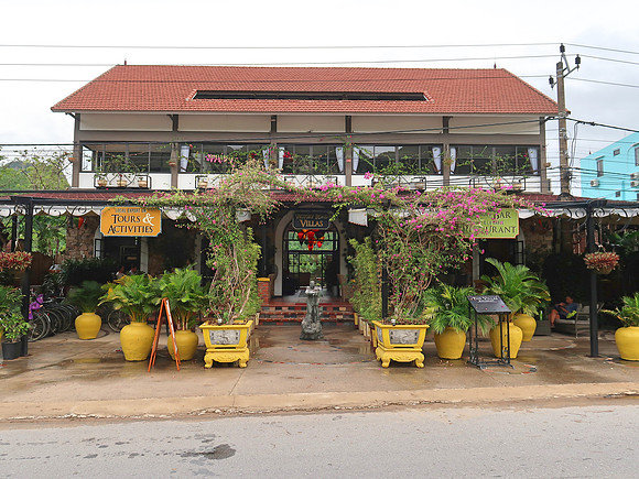 IMG_1898-victory-road-villas