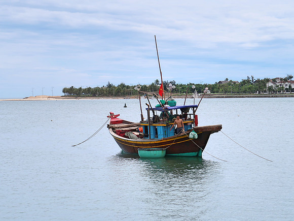 IMG_1967-fishing-boat