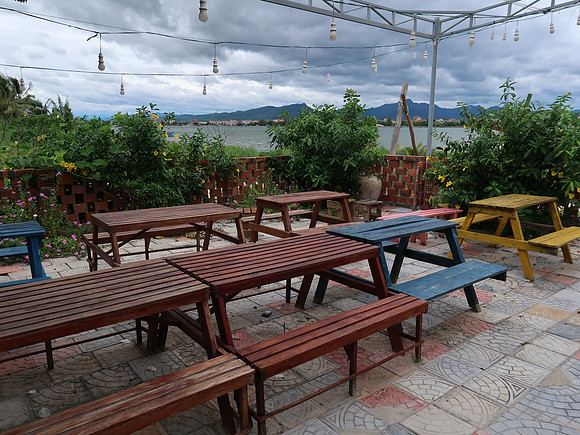 IMG_2012-barefoot-bar