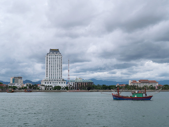 IMG_2023-vinpearl-river-view