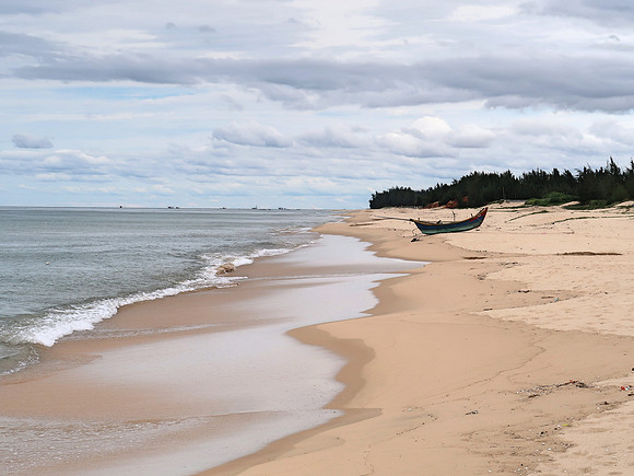 IMG_2038-nhat-le-beach