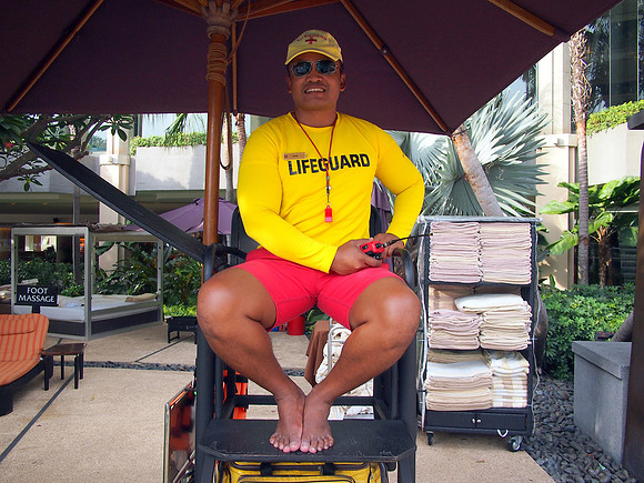 P8228219-lifeguard