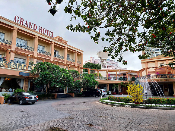 20240202_070224-grand-hotel