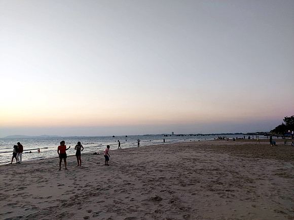 20240203_175855-sunset-long-hai-beach