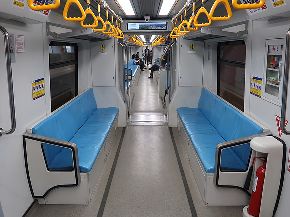 IMG_2715-palembang-lrt-bench-seats