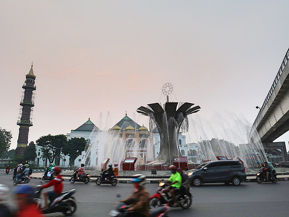 IMG_2761-mosque-and-fountain