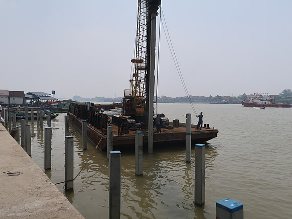 IMG_2806-river-pillars