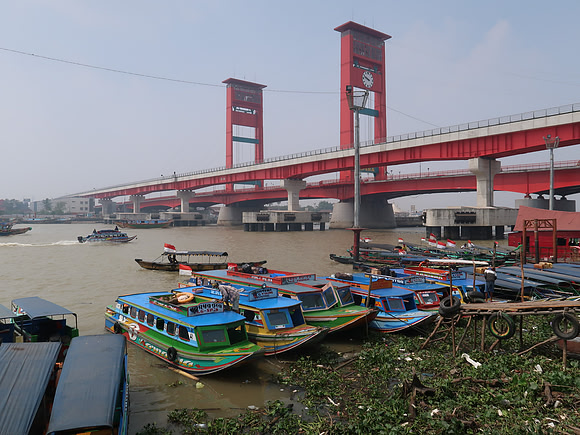 IMG_2810-tourist-boats