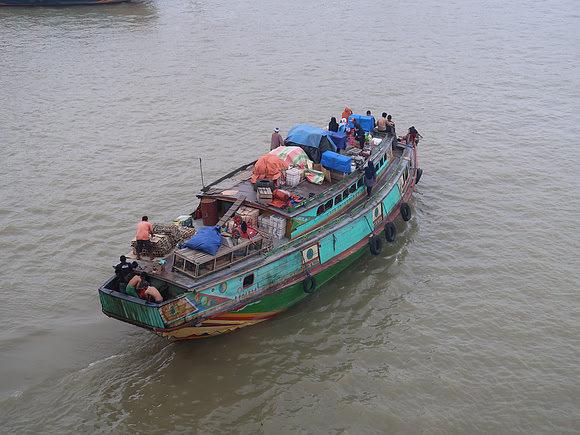 IMG_2825-river-boat