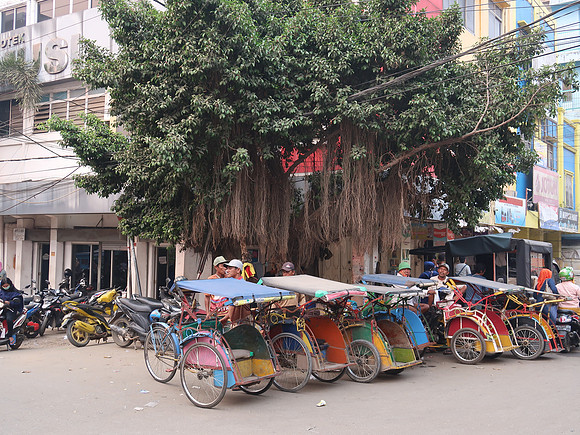 IMG_2984-trishaws