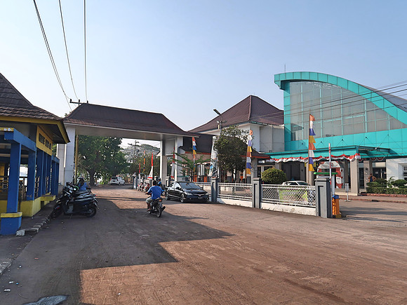 IMG_3049-train-station