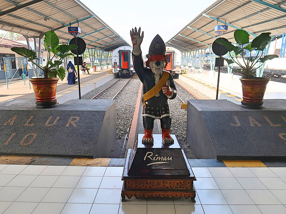 IMG_3066-kertapati-platforms
