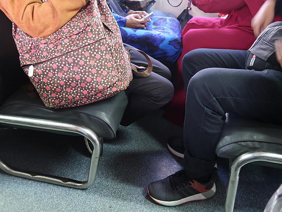 IMG_3083-knee-to-knee