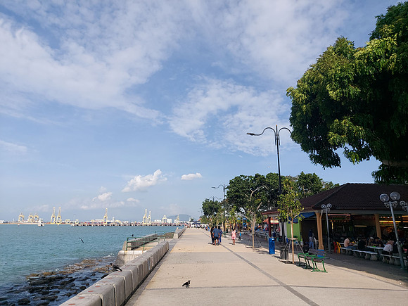 20220715_174007-seaside-promenade