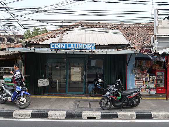 IMG_3462-coin-laundry