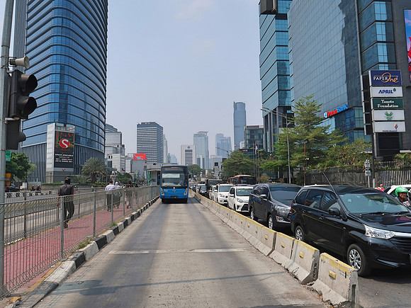 IMG_3522-transjakarta-lane