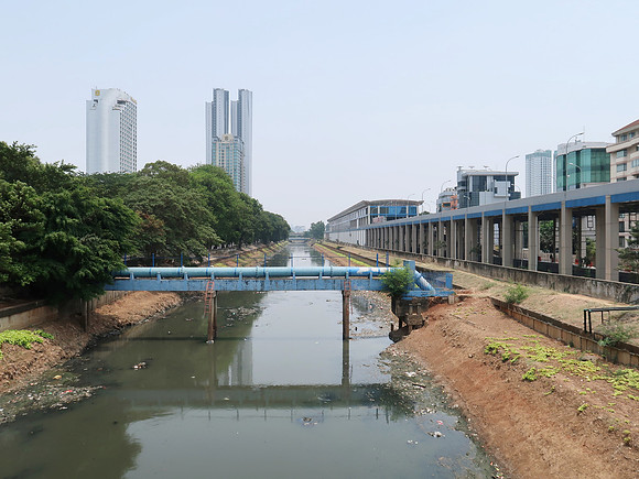 IMG_3570-ciliwung-river