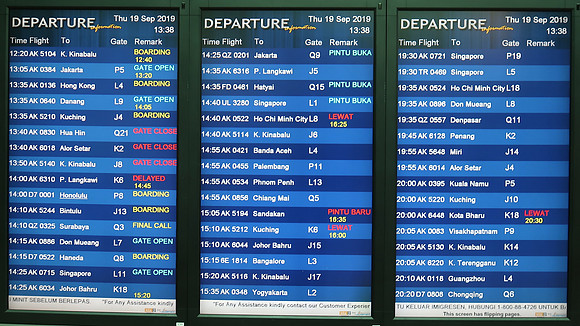 IMG_2635-departure-board