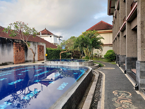 20220910_070220-grand-sinar-pool
