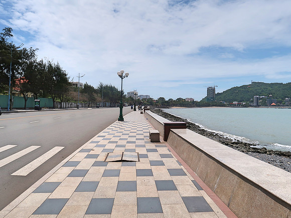 IMG_2159-walk-from-ferry