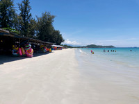 20220823_105137-beach-shops