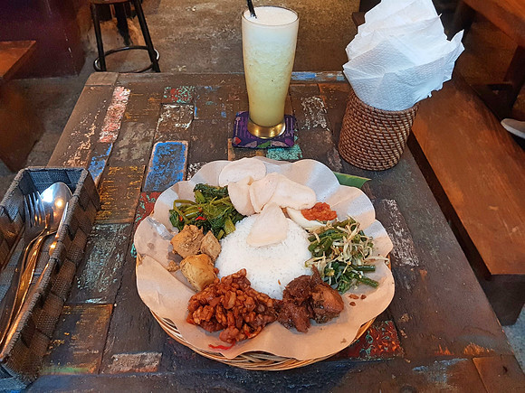 20191031_181140-nasi-campur