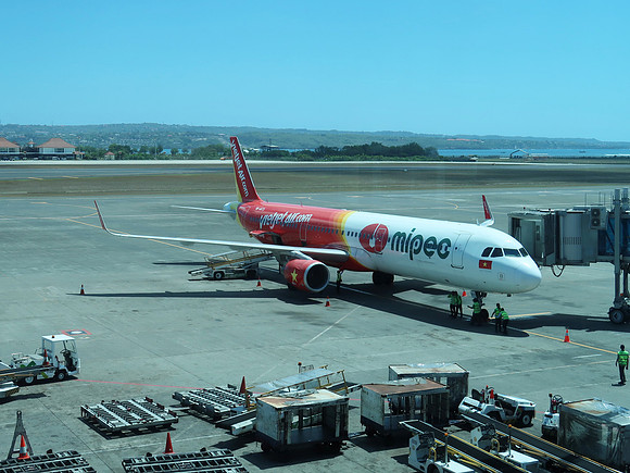 IMG_4729-vietjet-air-at-dps