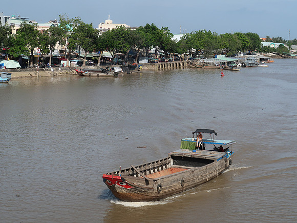 IMG_5015-ben-tre-river-boat