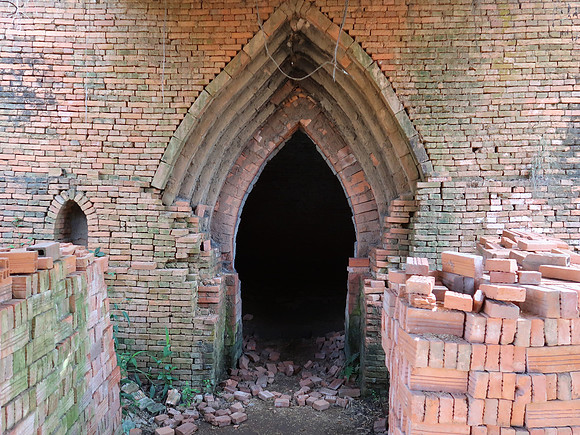 IMG_5073-brick-kiln-entrance