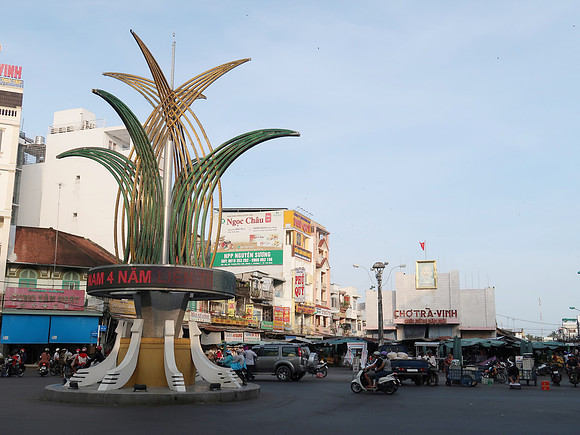 IMG_5137-tra-vinh-market