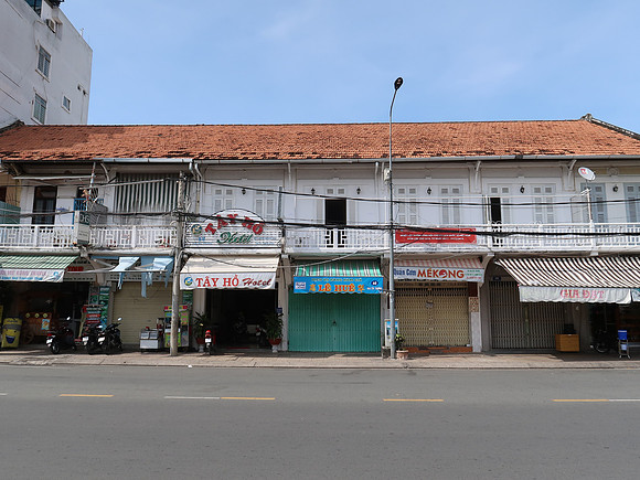 IMG_5255-shop-row-hai-ba-trung