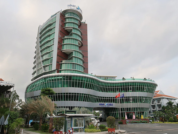 IMG_5315-ninh-kieu-riverside-hotel