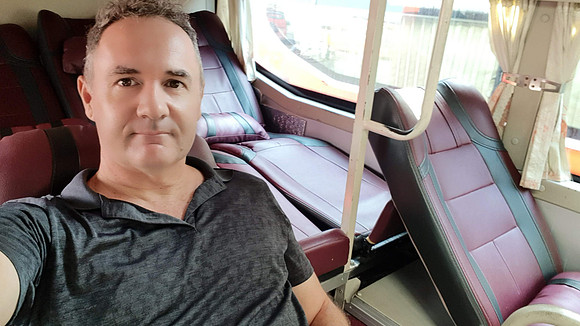 20191130_090016-james-bus-to-ben-tre