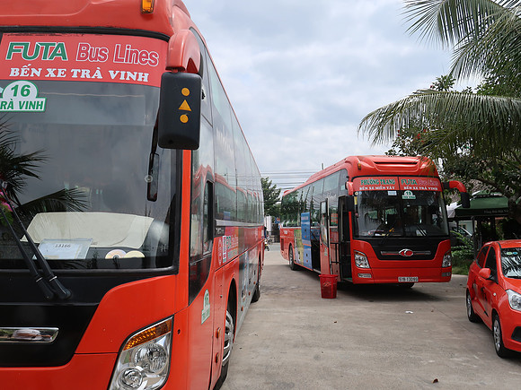 IMG_4927-ben-tre-bus-station