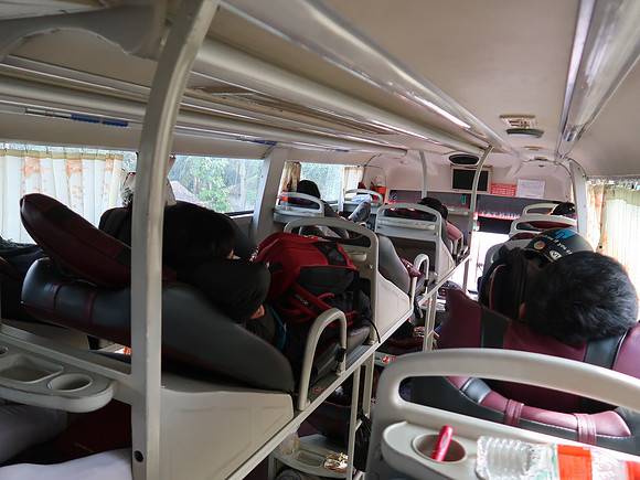 IMG_5112-bed-seats-at-tra-vinh