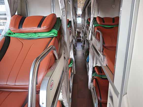 IMG_5426-bed-seats