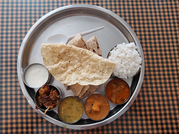 20211117_112308-veg-thali