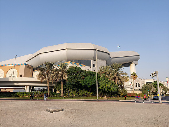 20211117_160830-ski-dubai-building