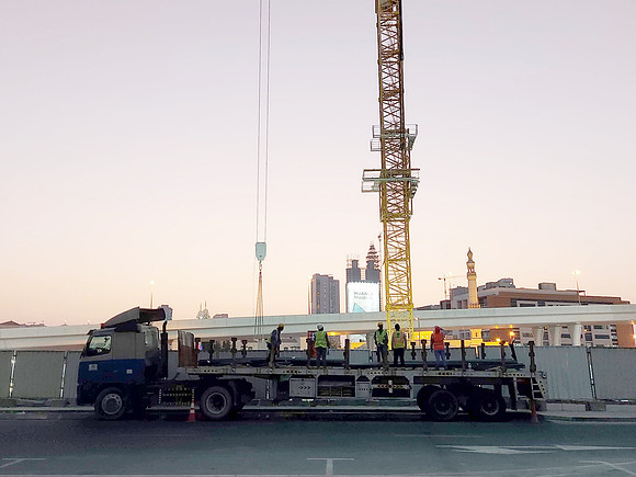 20211117_175222-construction-workers