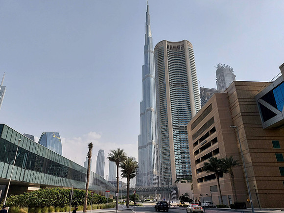 20211119_130848-burj-khalifa