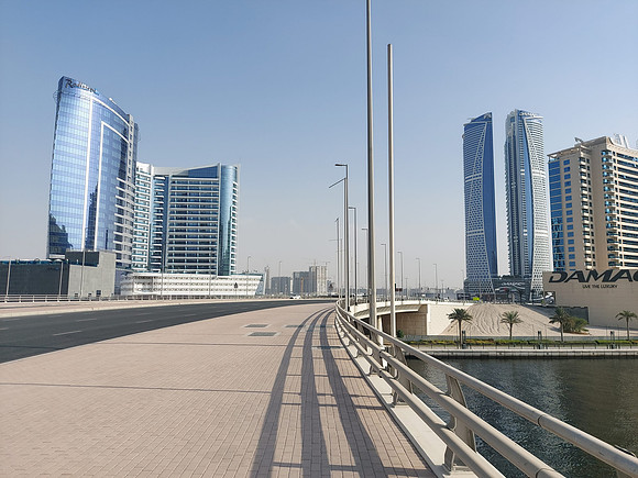 20211119_145412-radisson-blu-hotel-dubai-canal-view