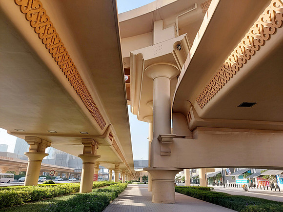 20211119_153507-financial-center-rd-overpass