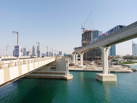 20211123_142319-bridge-to-palm-jumeirah