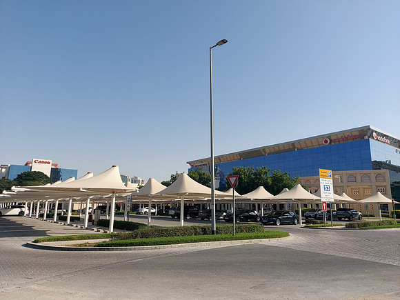 20211123_145335-vodaphone-parking