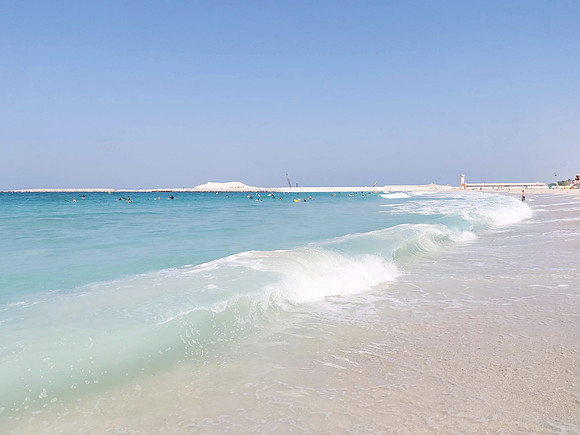 20211124_120354-jumeira-beach-surf