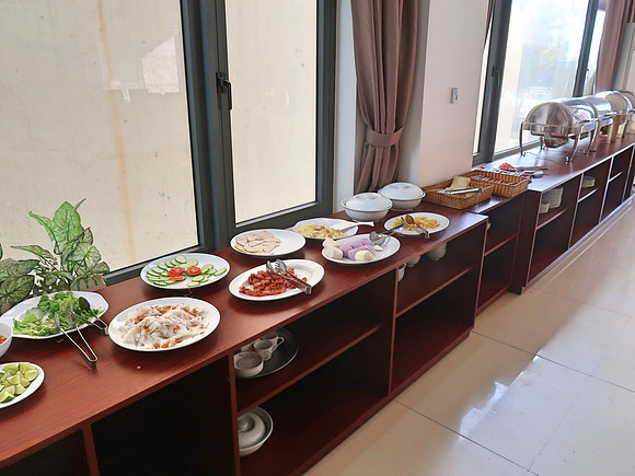 IMG_5669-hotel-breakfast